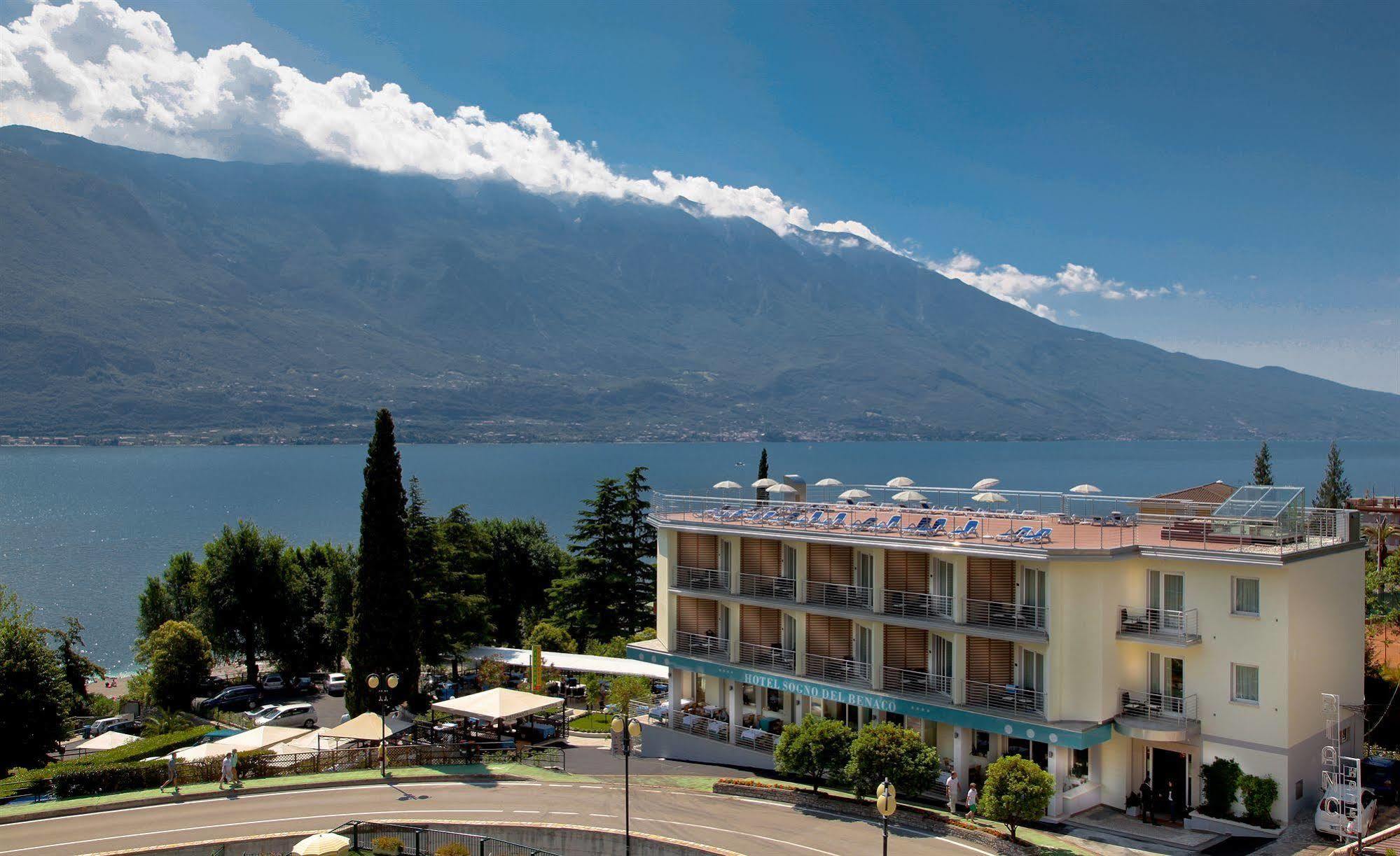 Hotel Sogno Del Benaco Лимоне-суль-Гарда Экстерьер фото